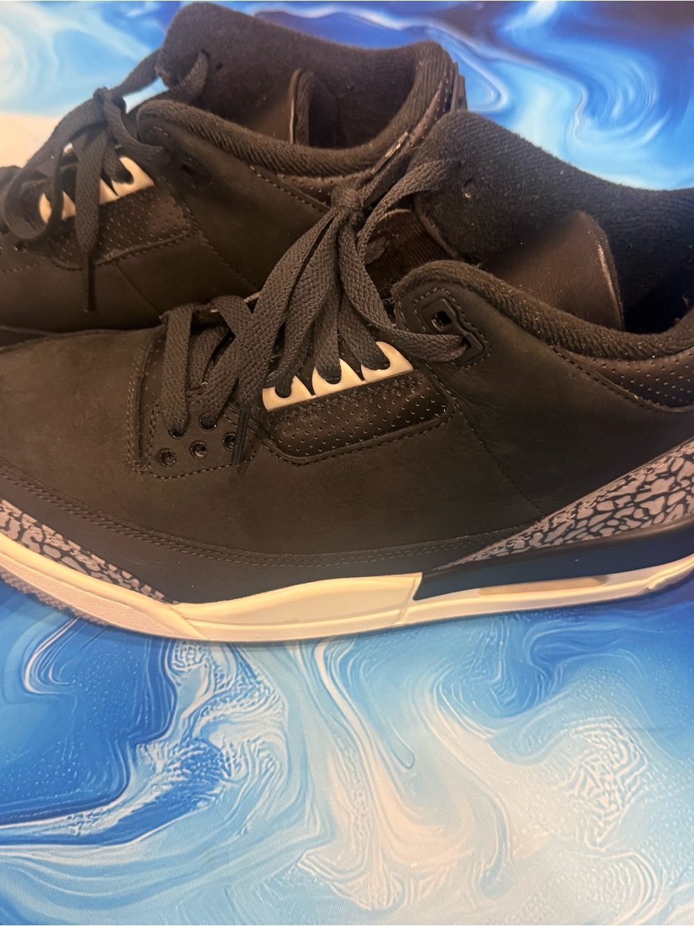 Nike Air Jordan 3 Retro Off
Noir Black